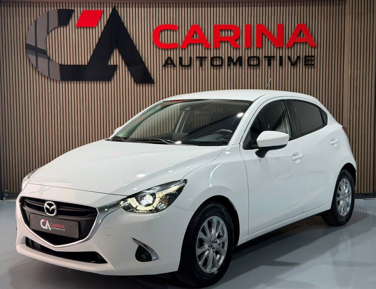 Mazda 2 - 1.5 Skyactiv-G TS+ / 5-Deurs / Full Map Navigatie / Cruise Control / Automaat / Stoel Verw - AutoWereld.nl