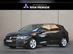 Volkswagen Golf - 1.5 TSI 130PK Life Business | Achteruitrijcamera | Winterpakket | Ambient Light | Full LED