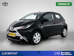 Toyota Aygo - 1.0 VVT-i x-play | NL Auto | Dealeronderhouden | Achteruitrijcamera |