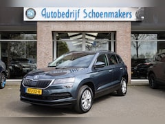 Skoda Karoq - 1.0 TSI Business Edition Plus TREKHAAK-ELEC. CAMERA STOELVERWARMING CARPLAY SFEERVERLICHTI