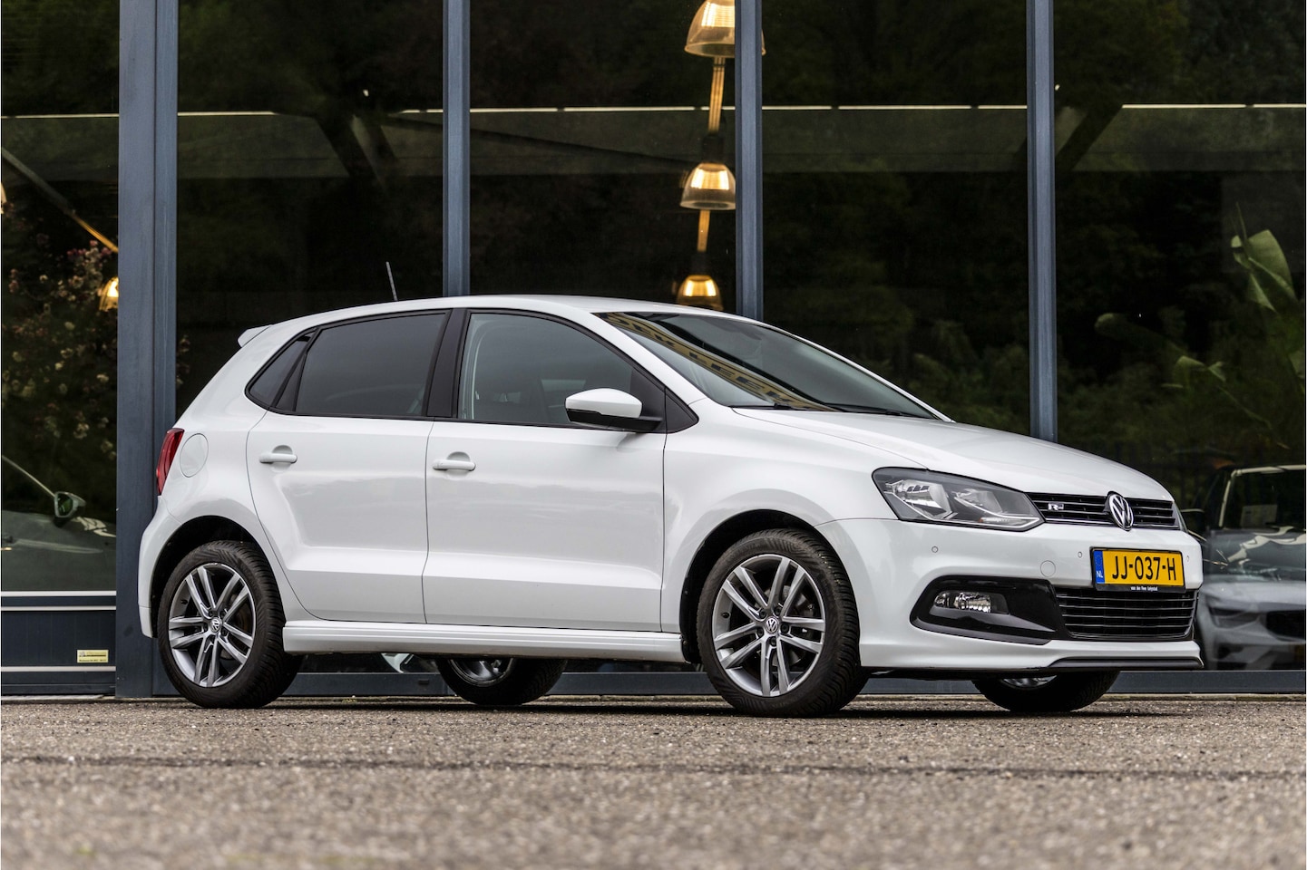 Volkswagen Polo - 1.2 TSI Comfortline R-Line - AutoWereld.nl