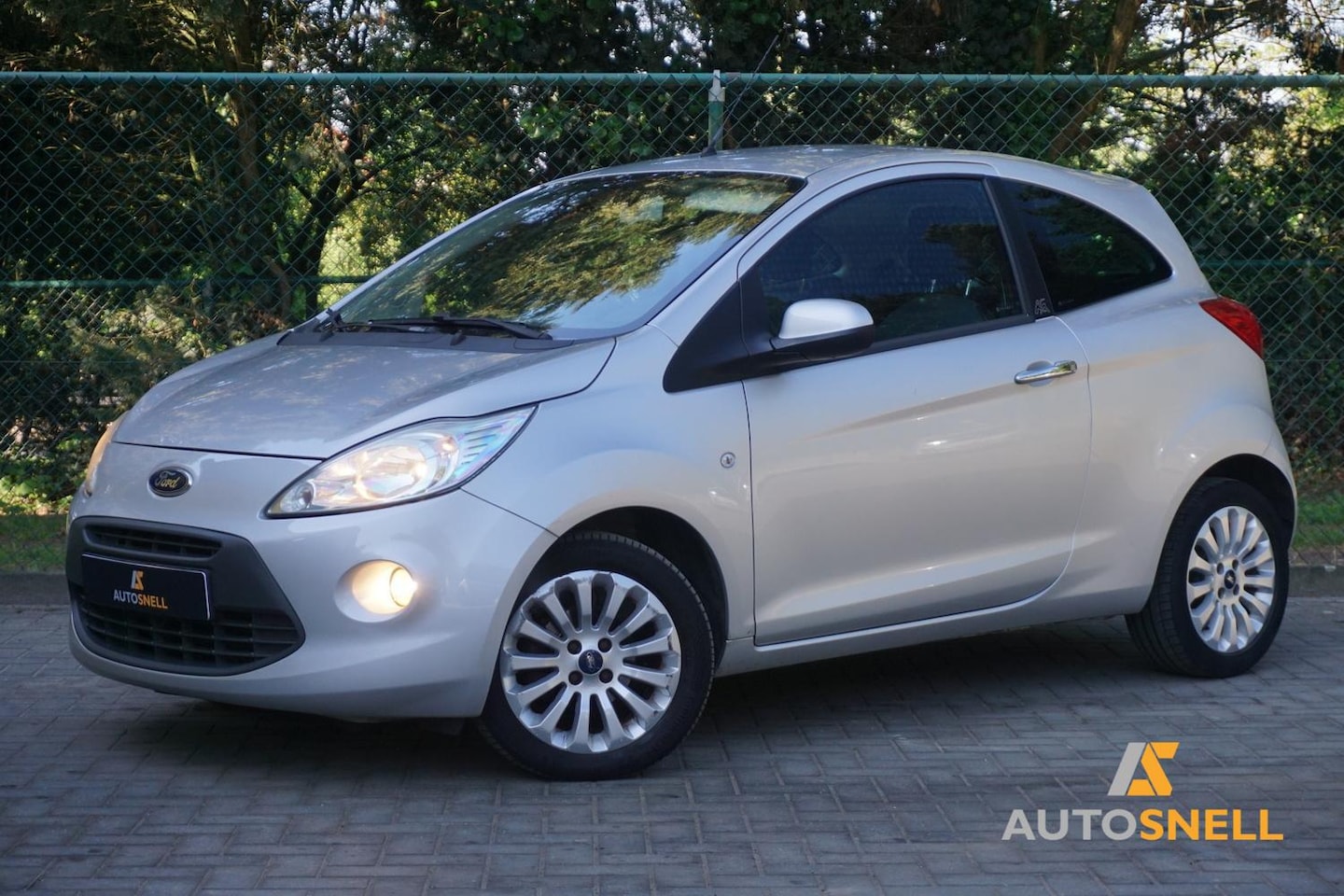 Ford Ka - 1.2 Titanium X start/stop Airco lage km stand! - AutoWereld.nl