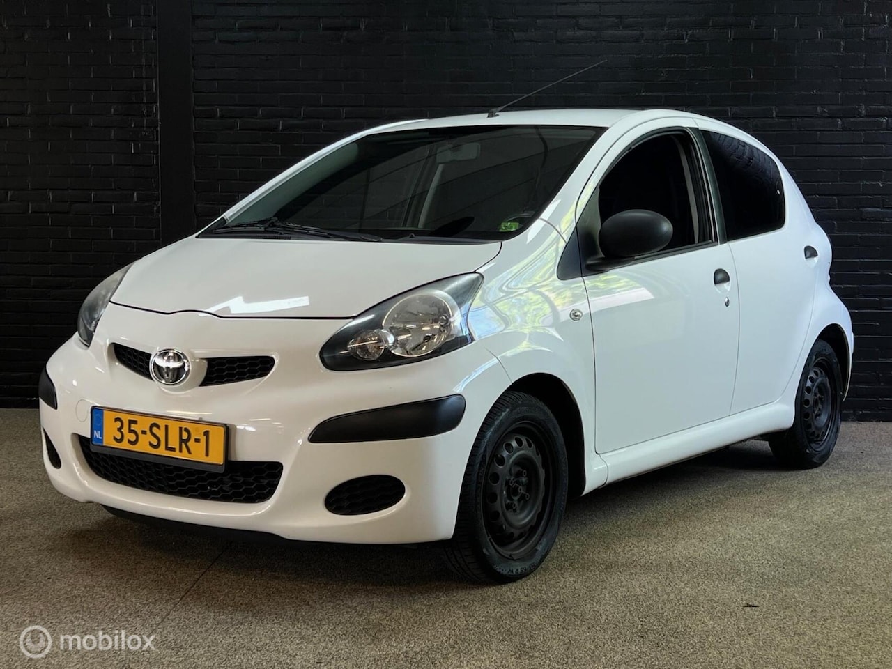 Toyota Aygo - 1.0-12V Now | AC | 5DR | - AutoWereld.nl