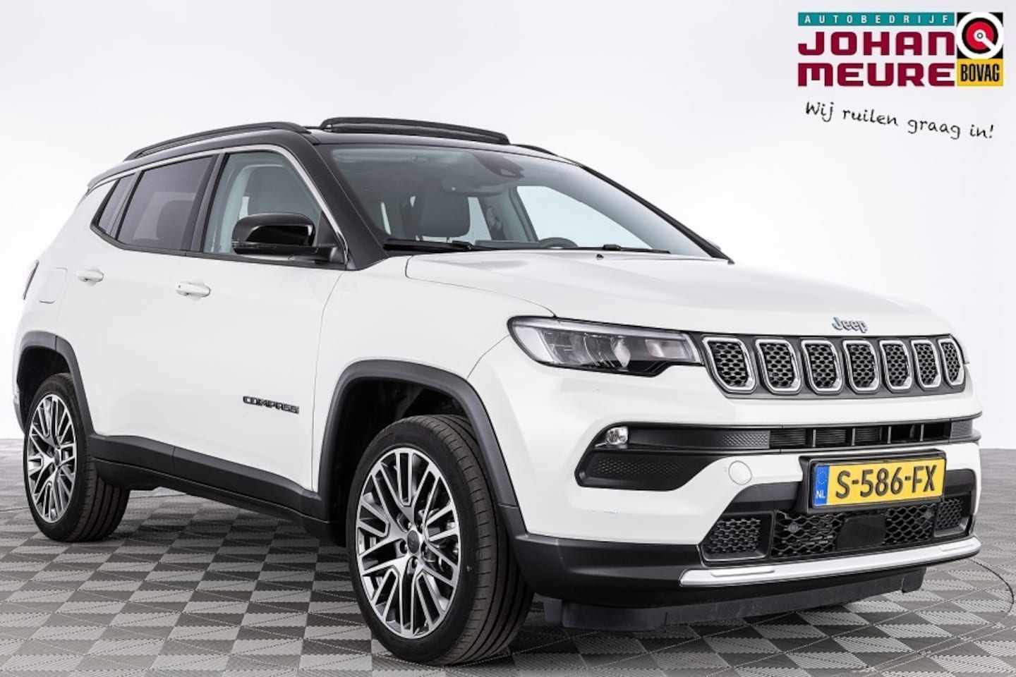 Jeep Compass - 4xe 240 Plug-in Hybrid Electric Limited | PANORAMADAK . - AutoWereld.nl