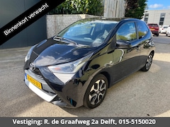 Toyota Aygo - 1.0 VVT-i X-Joy Pack | Apple Carplay & AndroidAUTO | Lichtmetalen velgen | Privacy Glass |