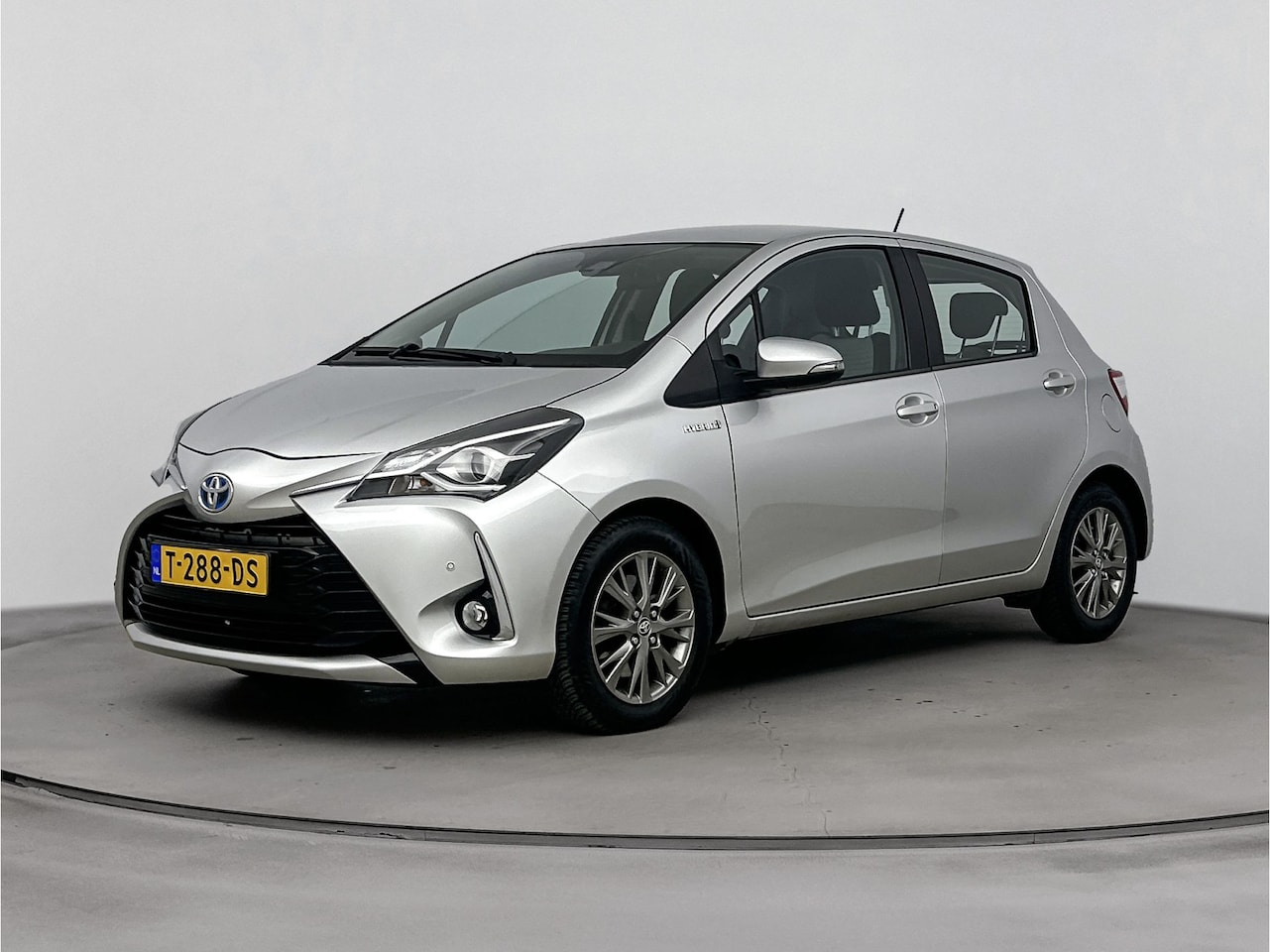 Toyota Yaris - 1.5 Hybrid Dynamic Limited - AutoWereld.nl