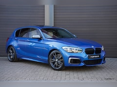 BMW 1-serie - M140i LCI2 | Schuifdak | Navi Pro | Camera | Estoril Blauw | Beige Leder