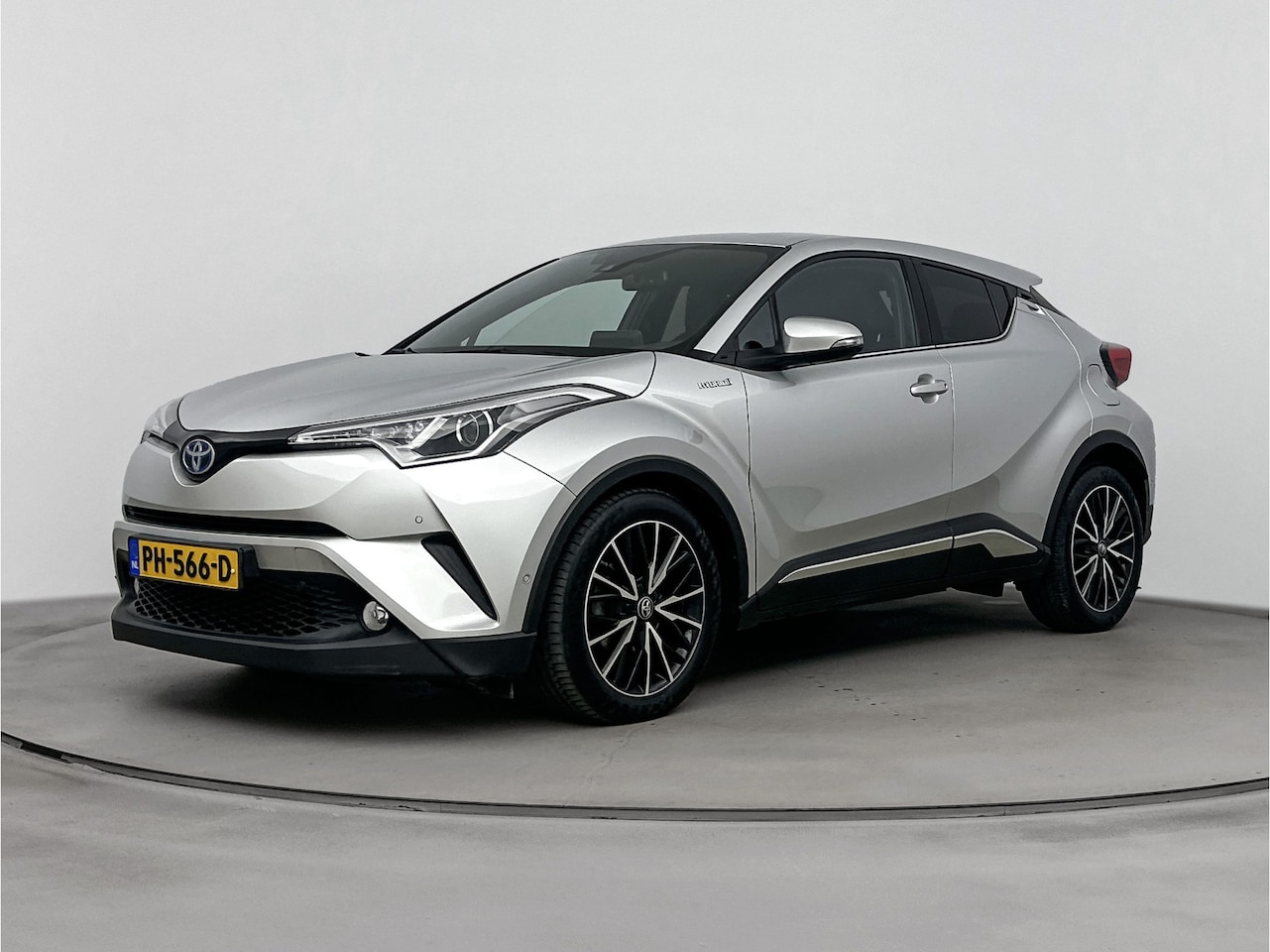 Toyota C-HR - 1.8 Hybrid Executive 1.8 Hybrid Executive - AutoWereld.nl