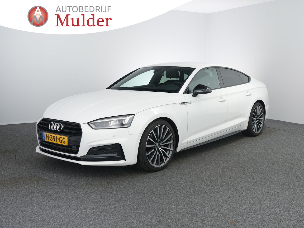 Audi A5 Sportback - 35 TFSI Sport S-line black edition | Sportstuurwiel | Navi | Cruise | - AutoWereld.nl