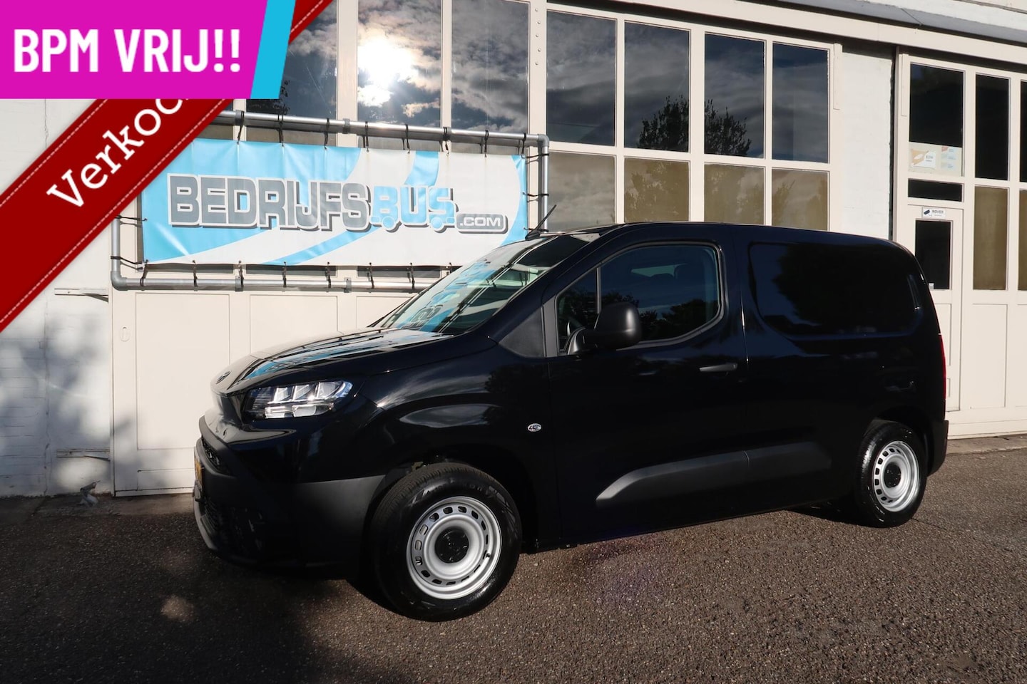 Toyota ProAce City - | GEHEEL NIEUW & BPM VRIJ! Trekhaak | Bijrijdersbank. - AutoWereld.nl