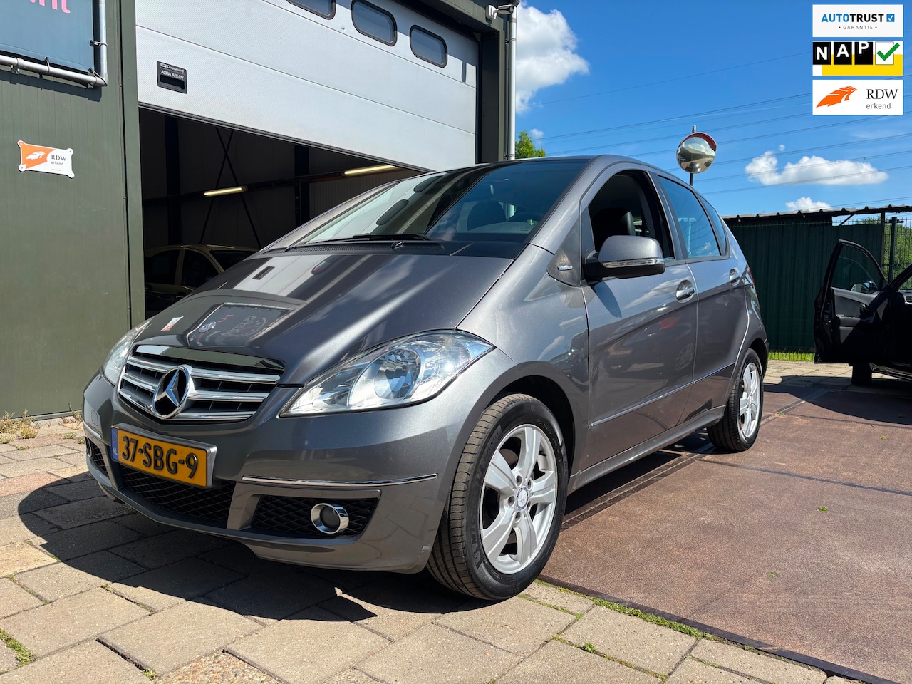 Mercedes-Benz A-klasse - 160 BlueEFFICIENCY Business Class Avantgarde Airco - AutoWereld.nl