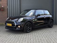 MINI Cooper - 1.5 Business - Cruise Control - PDC - Navigatie