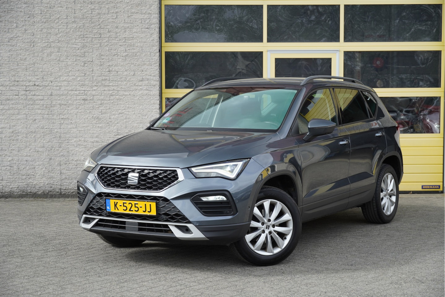 SEAT Ateca - 1.5 TSI Style Business Intense BJ2021 Lmv 17" | Led V+A | Pdc | Elek. trekhaak | Achteruit - AutoWereld.nl