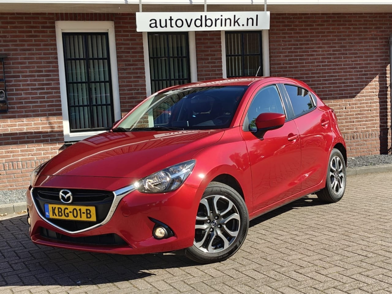 Mazda 2 - 1.5 Skyactiv-G GT-M 1.5 Skyactiv-G GT-M, TREKHAAK / STOELVERWARMING / NAVI - AutoWereld.nl