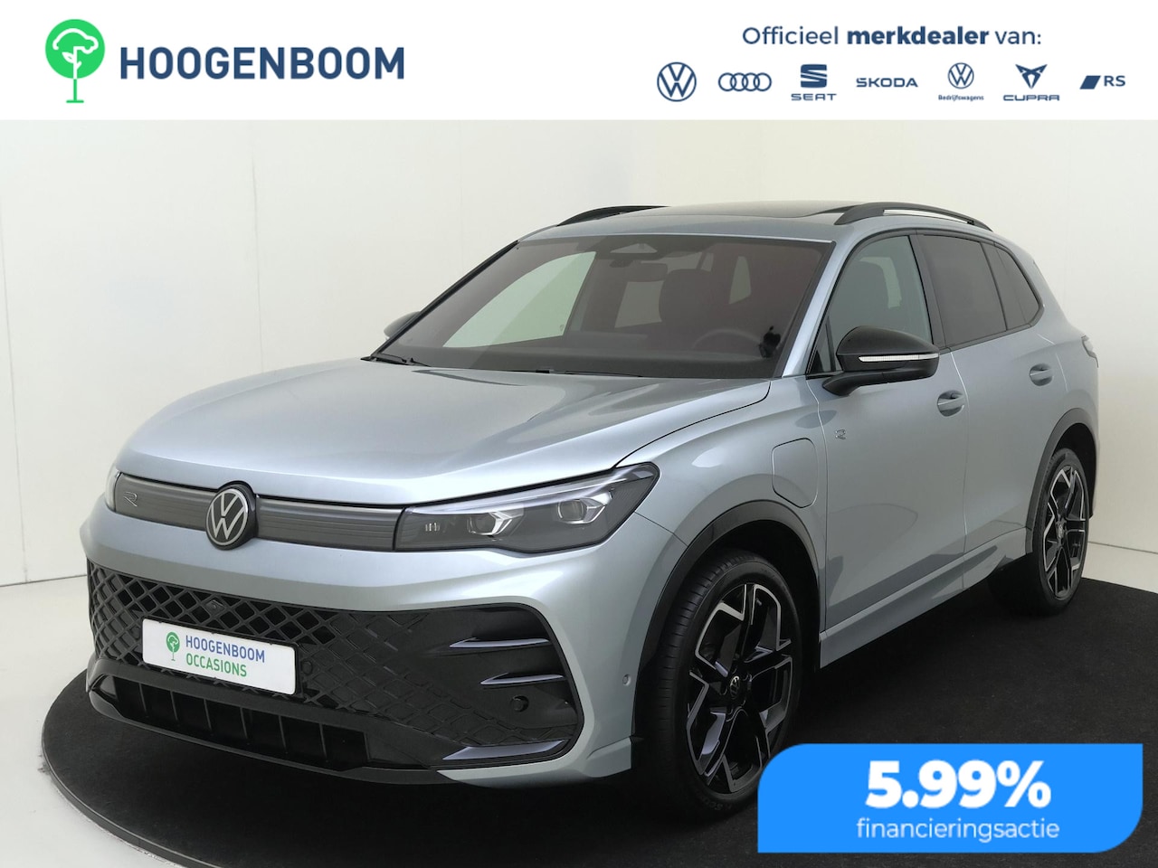 Volkswagen Tiguan - 1.5 eHybrid R-Line Edition | SoH 100% |  Panoramadak | Trekhaak | Lederen bekleding |  Hea - AutoWereld.nl