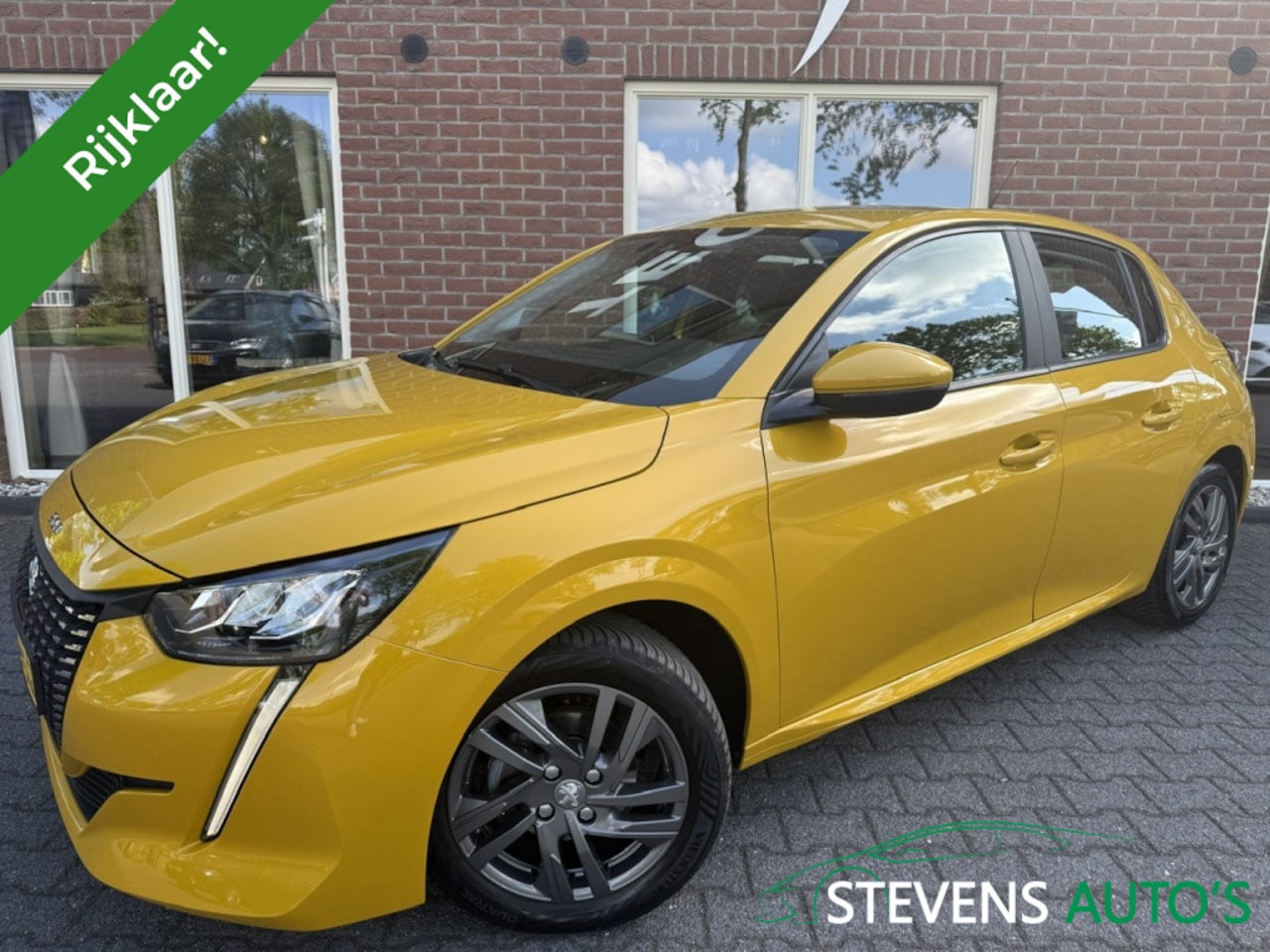Peugeot 208 - 1.2 PT Active Pack PDC / CLIMA / LMV / NAVI / CARPLAY / DAB+ / - AutoWereld.nl