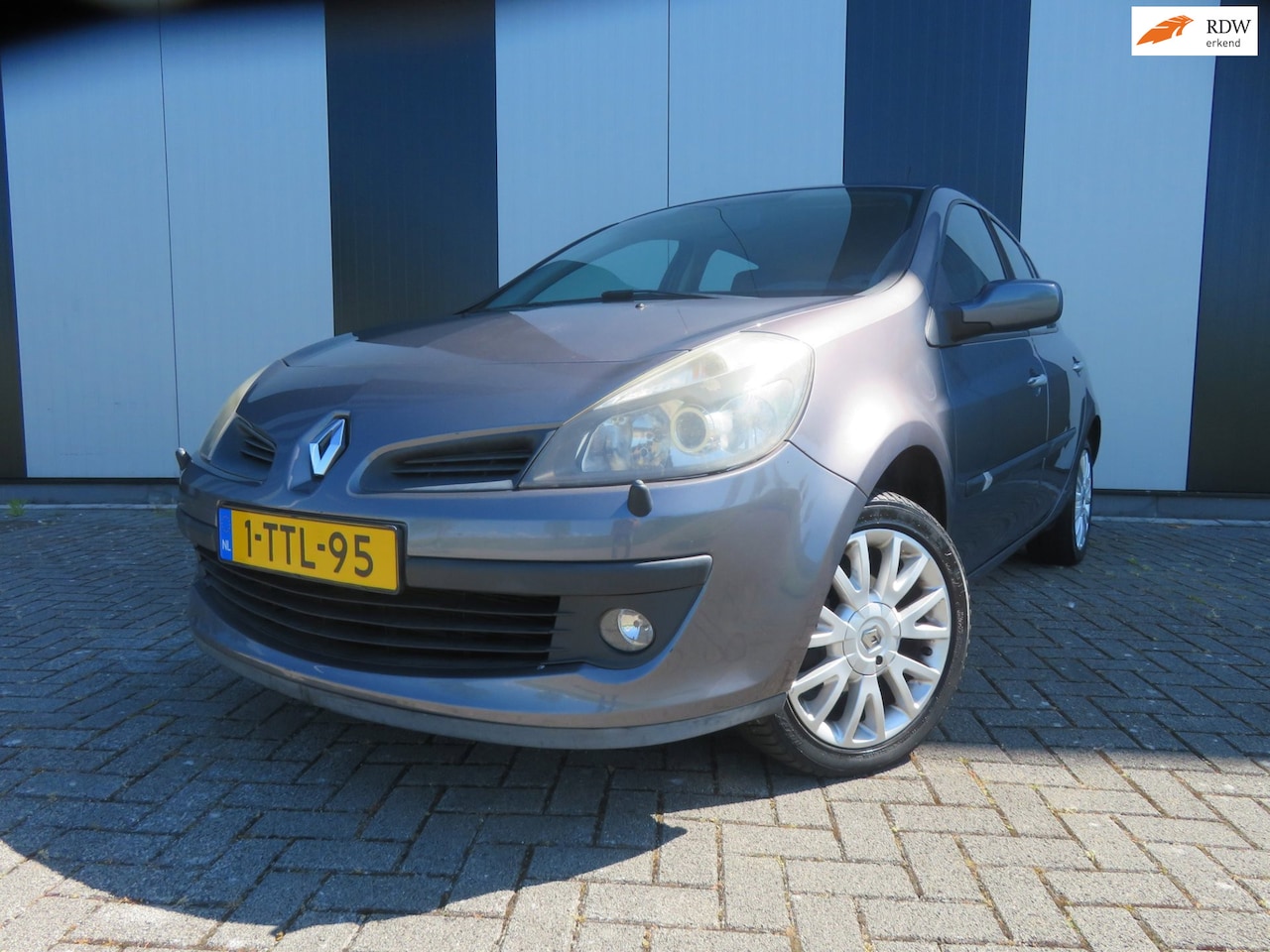 Renault Clio - 1.4-16V Dynamique S 1.4-16V Dynamique S - AutoWereld.nl