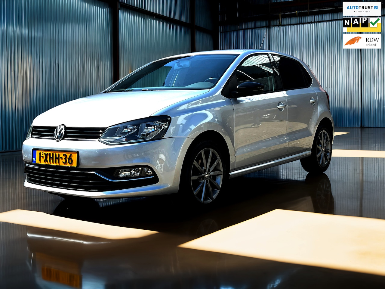 Volkswagen Polo - 1.0 First Edition cruise_Navi_Clima - AutoWereld.nl