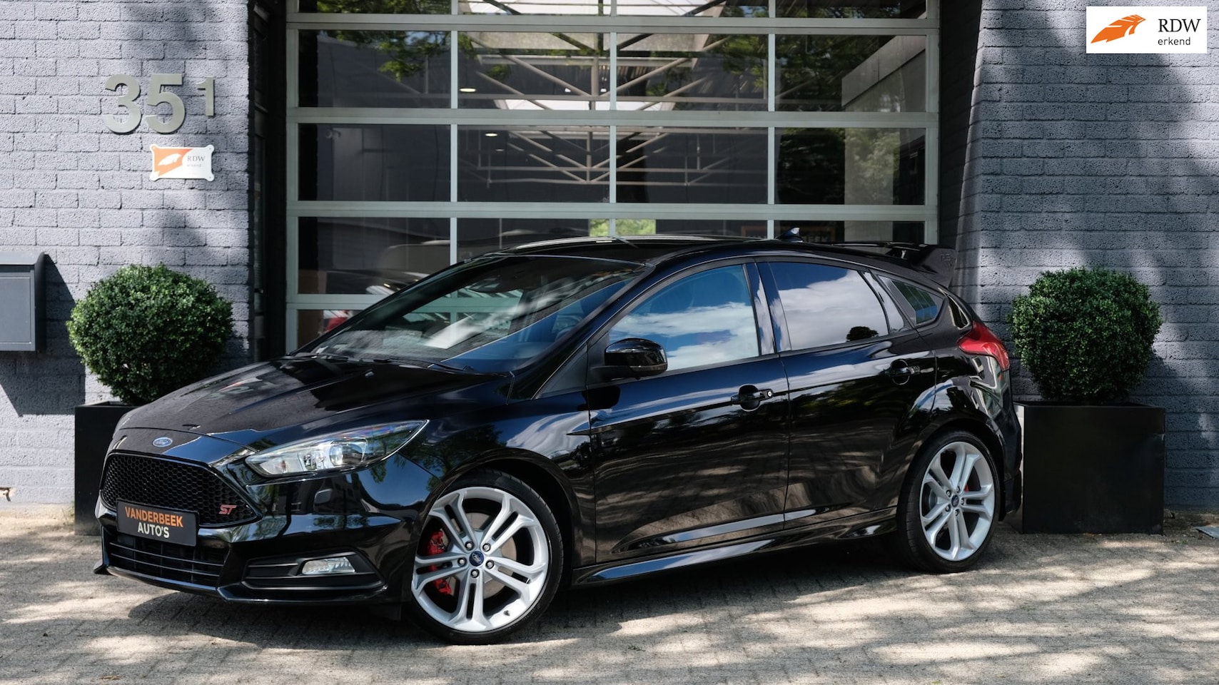 Ford Focus - 2.0 ST-3 Cruise|Carplay|RS Spoiler|Maxton - AutoWereld.nl