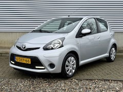 Toyota Aygo - 1.0 VVT-i Aspiration Automaat [ fm navi, airco, audio, pdc ]