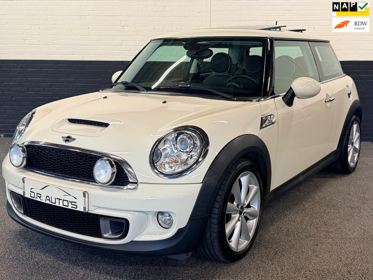 MINI Cooper S - Mini 1.6 Turbo Chili | Leder | Xenon | Schuifdak | Navi | PDC | 185 PK - AutoWereld.nl