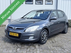 Hyundai i30 - 1.6i Dynamic Luxe