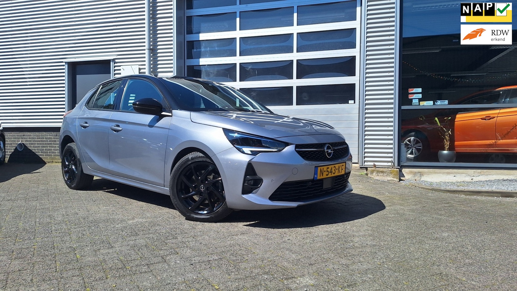 Opel Corsa - 1.2 GS Line Sport*Nav*Led*Camera*Pdc V/A*Lm*Sportstoelen* - AutoWereld.nl