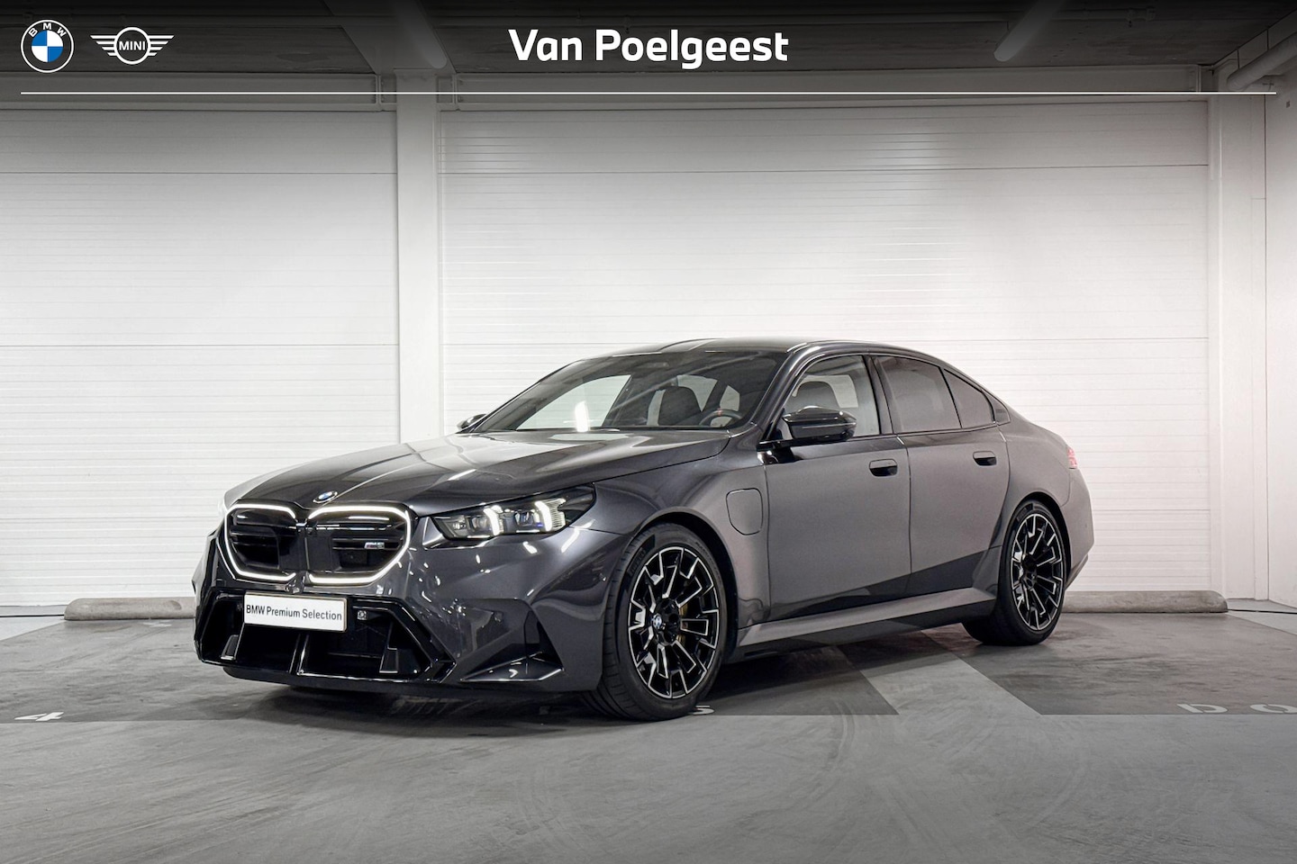 BMW M5 - Sedan M5 | M Carbon keramische rem | Bowers & Wilkins | M Drivers Package | Stoelventilati - AutoWereld.nl