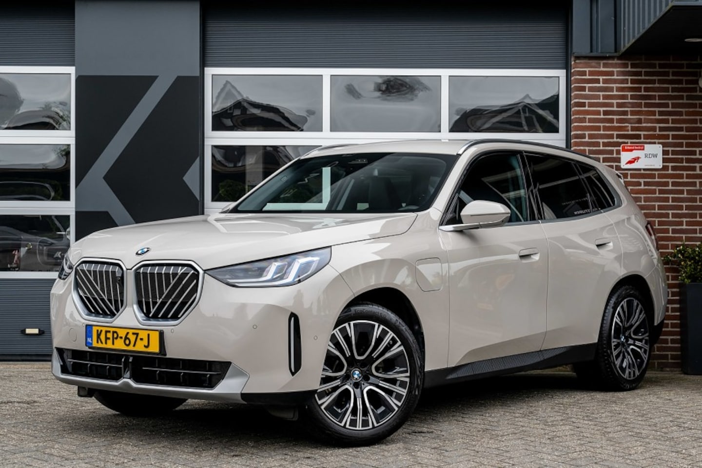 BMW X3 - 30e xDrive | Harman/Kardon | Head-Up | Memory Seats | Trekhaak | Driving Ass. Plus | 360° - AutoWereld.nl