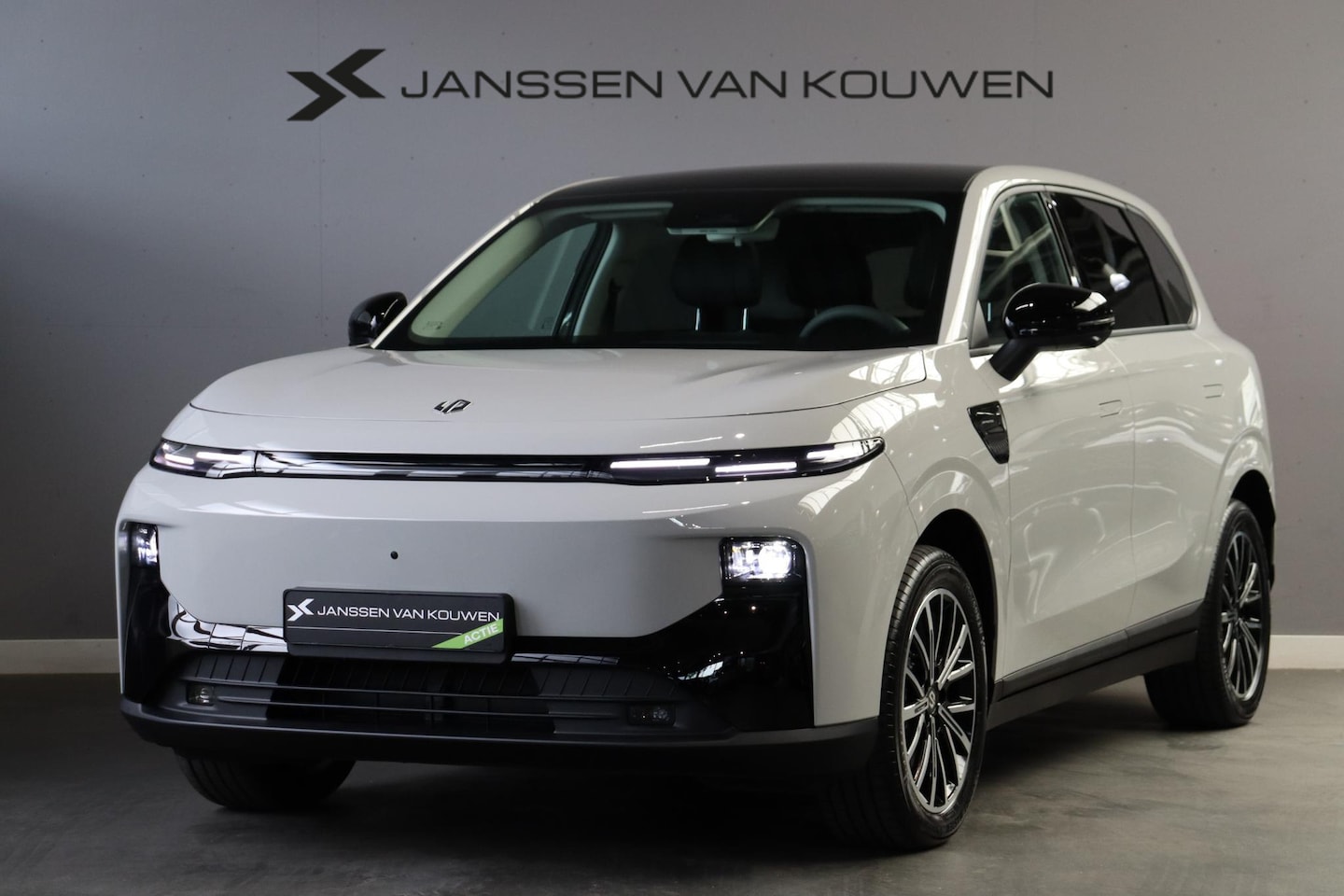 Leapmotor B10 - Design ProMax 67.1 kWh / Voorraad / Snel leverbaar - AutoWereld.nl
