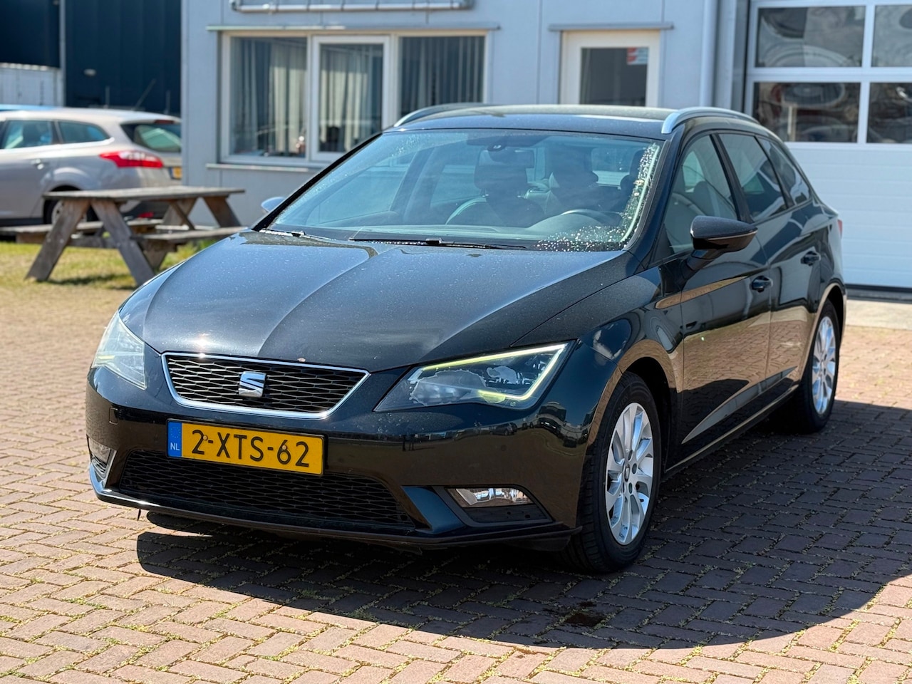SEAT Leon ST - 1.6 TDI Ecomotive Lease Sport Export - AutoWereld.nl
