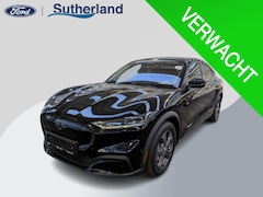 Ford Mustang Mach-E - Extended RWD 98 kWh | 29.500 KM | Trekhaak | Panorama - Dak | Technology Pack | WORDT VERW