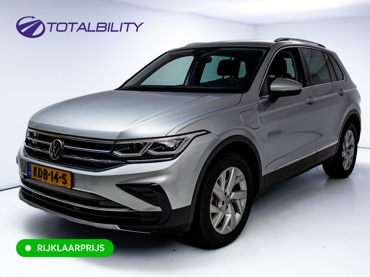Volkswagen Tiguan - 1.4 TSI eHybrid Business | Elec. Panoramadak | Stoel- & Stuurverwarming | Adap. Cruise | E - AutoWereld.nl