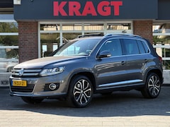 Volkswagen Tiguan - R-Line Edition 1.4 TSI 160 pk - Trekhaak - panoramadak - camera