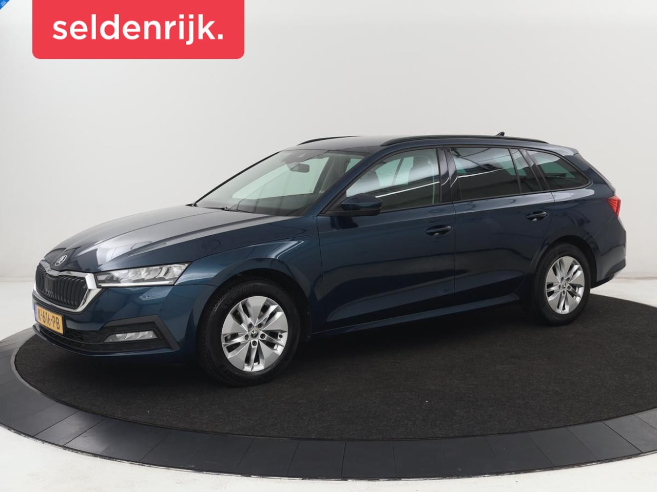 Skoda Octavia - 1.0 e-TSI Business Edition | Stoelverwarming | Carplay | Navigatie | Full LED | Digital Co - AutoWereld.nl