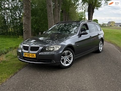 BMW 3-serie Touring - 320i Dynamic Executive/BOMVOLL/lees Tekst/ Netjes
