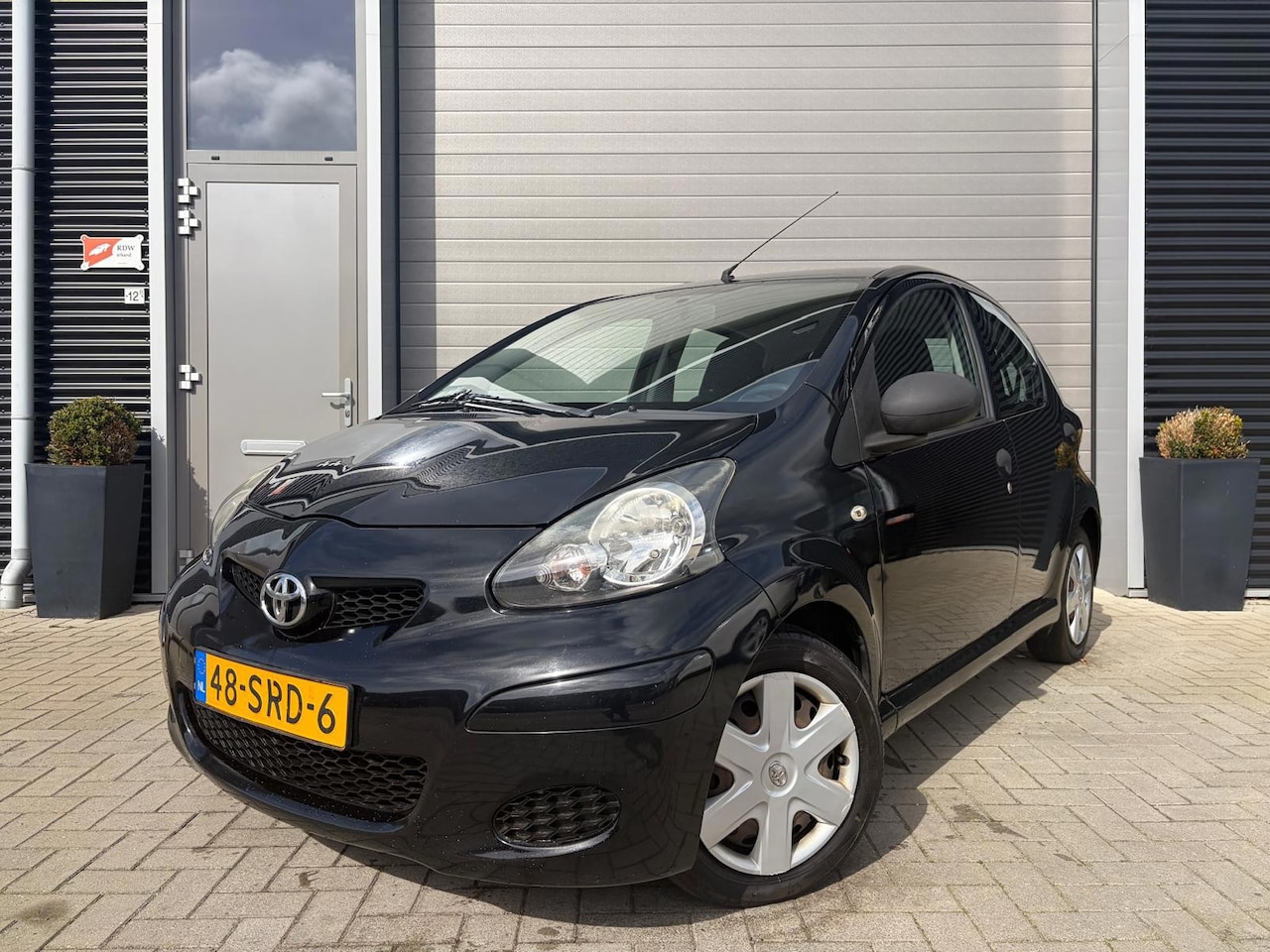 Toyota Aygo - 1.0-12V Now/NAP/APK/Airco/ - AutoWereld.nl