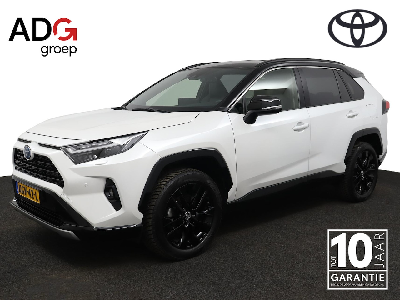 Toyota RAV4 - 2.5 Hybrid AWD Bi-Tone | Stoel- en Stuurwielverwarming | 1.650kg Trekgewicht | Camera | El - AutoWereld.nl