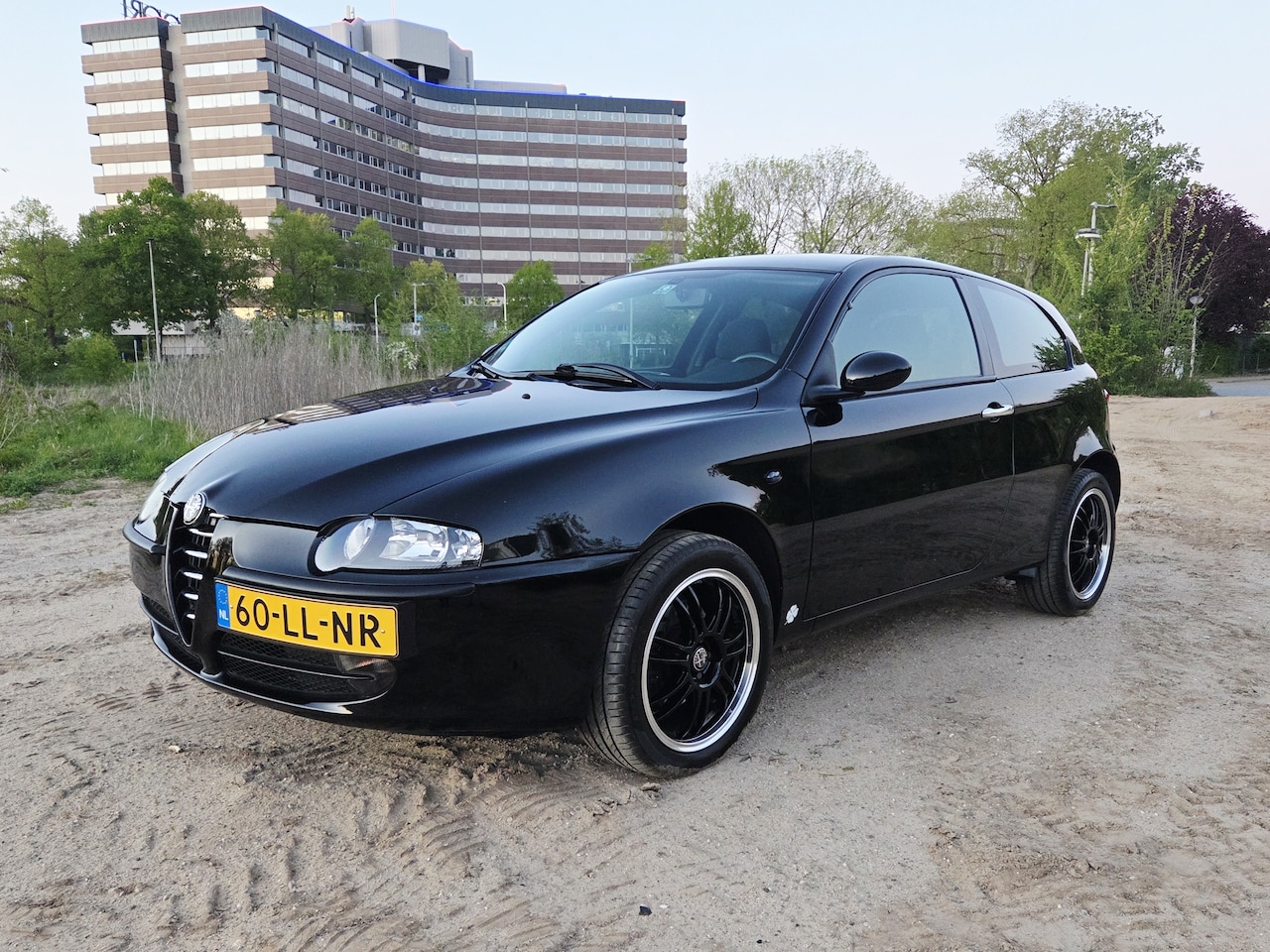 Alfa Romeo 147 - 2.0 T.Spark Distinctive - AutoWereld.nl