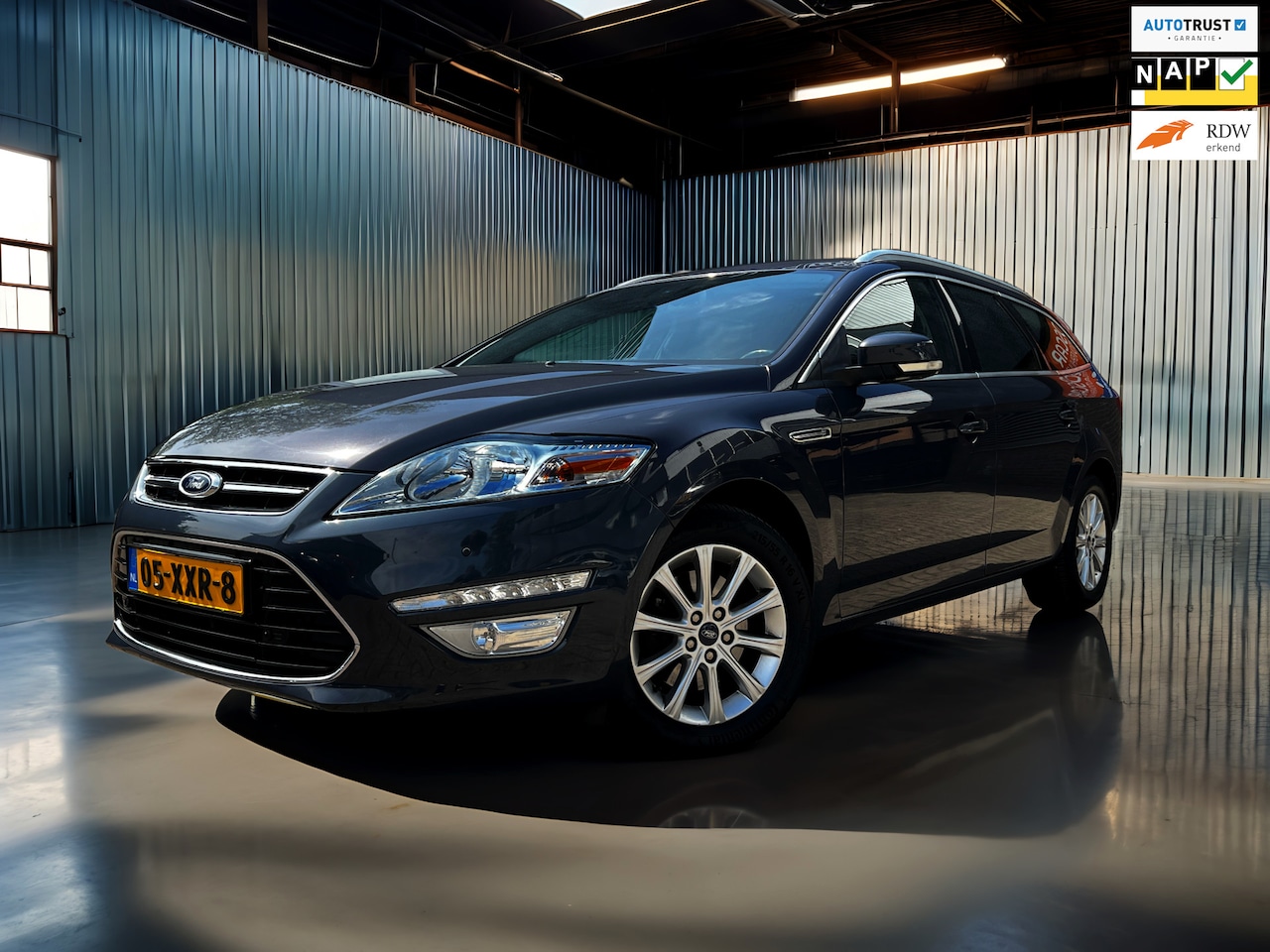 Ford Mondeo Wagon - 1.6 EcoBoost Titanium cruise_Clima_Trekh_PDC - AutoWereld.nl