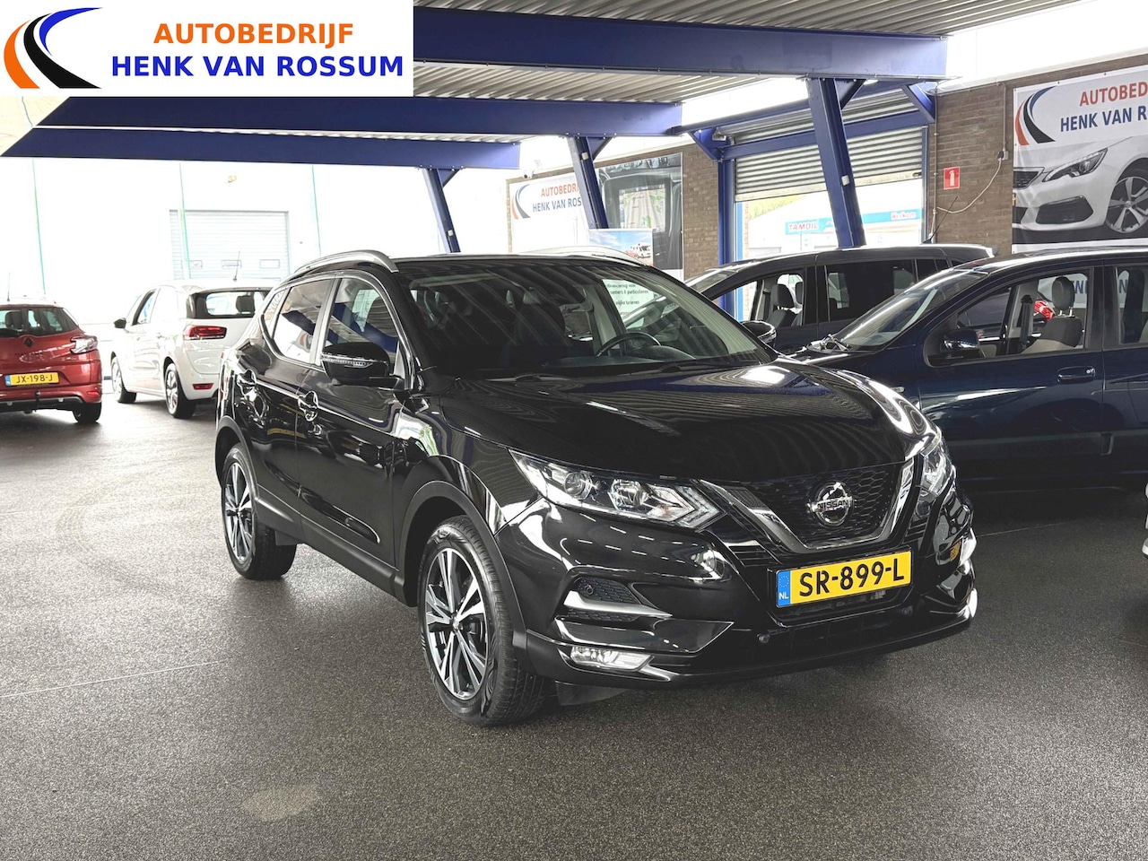 Nissan Qashqai - 1.2 N-Connecta 360 Cam | Trekhaak | Panoramadak | Cruise | NAP - AutoWereld.nl