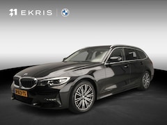 BMW 3-serie Touring - 320i | LED | Navigatie | Sportstoelen | Stoelverwarming | Keyles go | Chrome line | DAB |