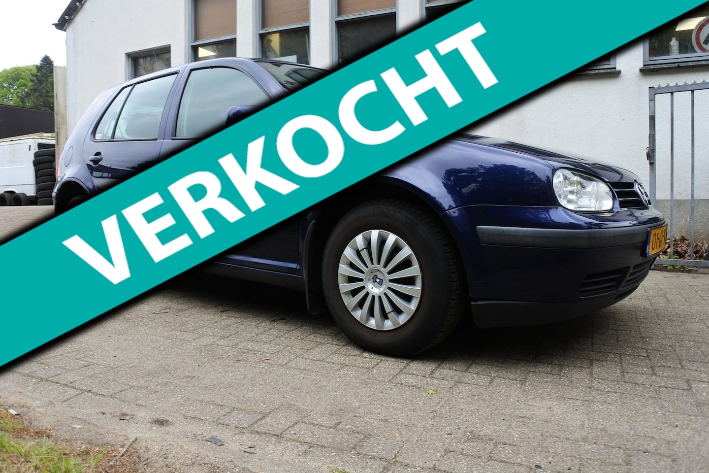 Volkswagen Golf - 1.6-16V Trendline 5 drs airco nette auto - AutoWereld.nl