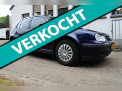 Volkswagen Golf - 1.6-16V Trendline 5 drs airco nette auto