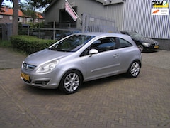 Opel Corsa - 1.4-16V Sport nap pas airco nieuwe apk