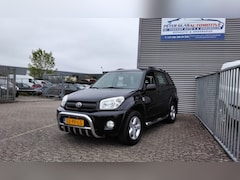 Toyota RAV4 - 2.0-16V VVT-i Sol