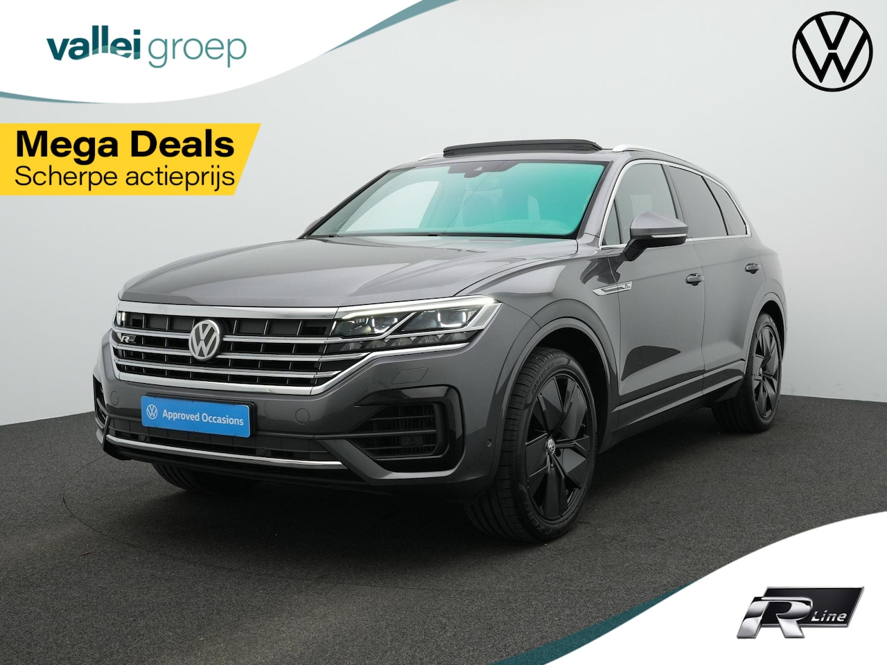 Volkswagen Touareg - 3.0 TSI 340 pk tiptronic R-Line | Panoramadak | Trekhaak | Luchtvering | Savona leder | Ge - AutoWereld.nl