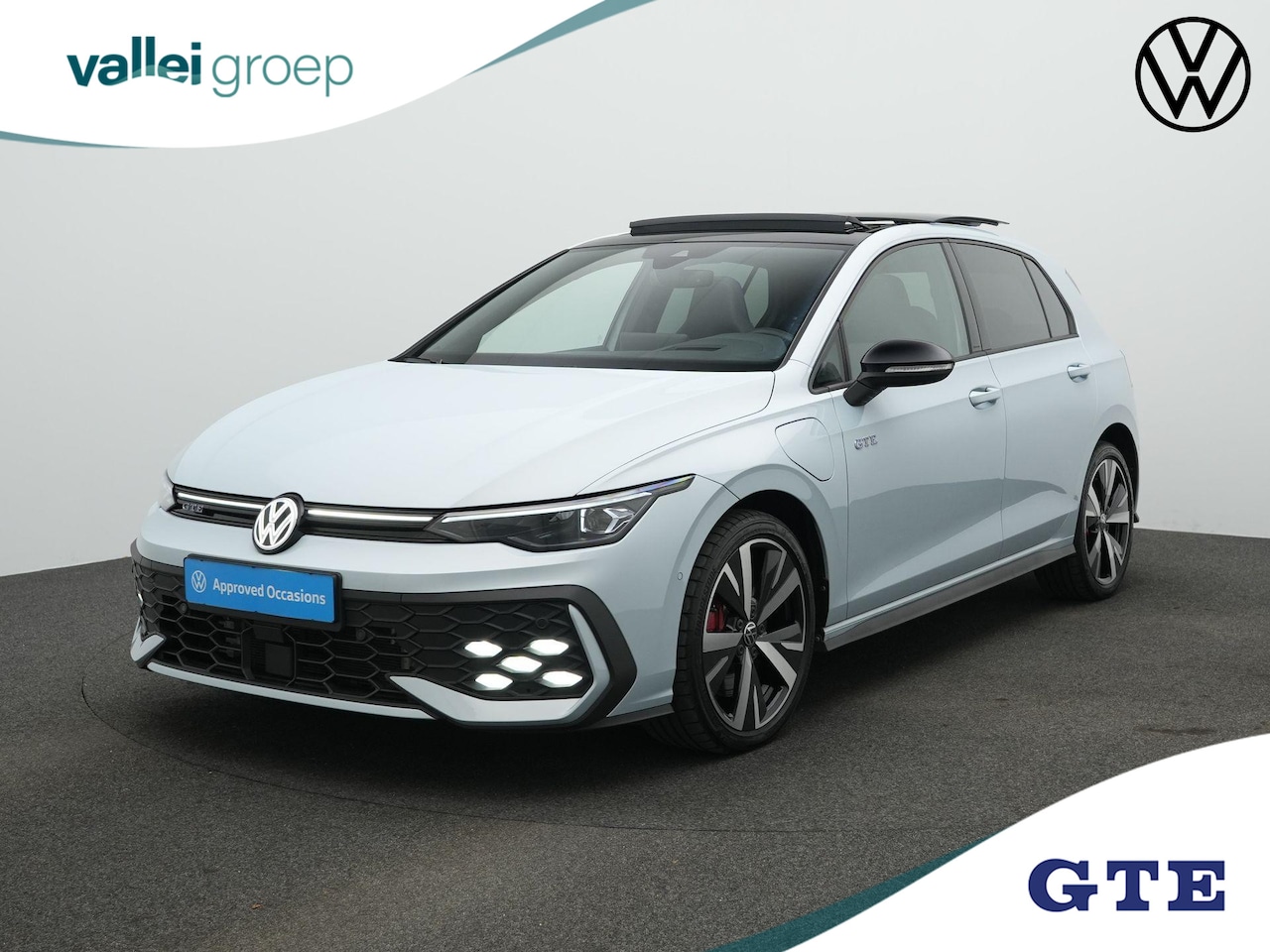 Volkswagen Golf - 1.5 eHybrid 272 pk GTE | Panoramadak | Trekhaak | Adaptief onderstel | Head-up display | I - AutoWereld.nl