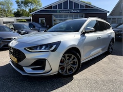 Ford Focus Wagon - 1.0 EcoBoost Hybrid ST Line X Winterpakket, Camera, 17''Lmv