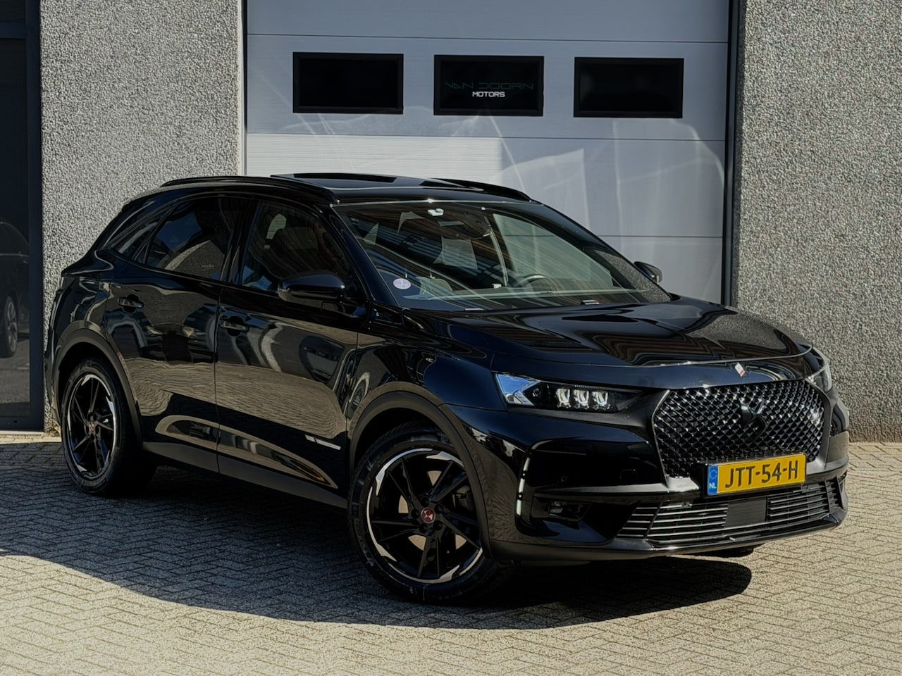 DS 7 Crossback - E-Tense Performance Line | Panorama | 225 PK | Trekhaak | Camera | DS7 - AutoWereld.nl